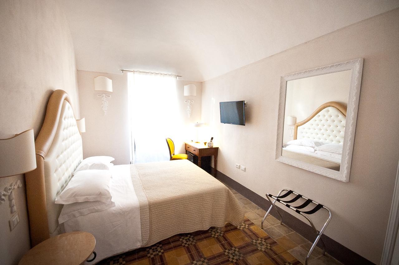 Sveva Rooms Noto Exterior foto